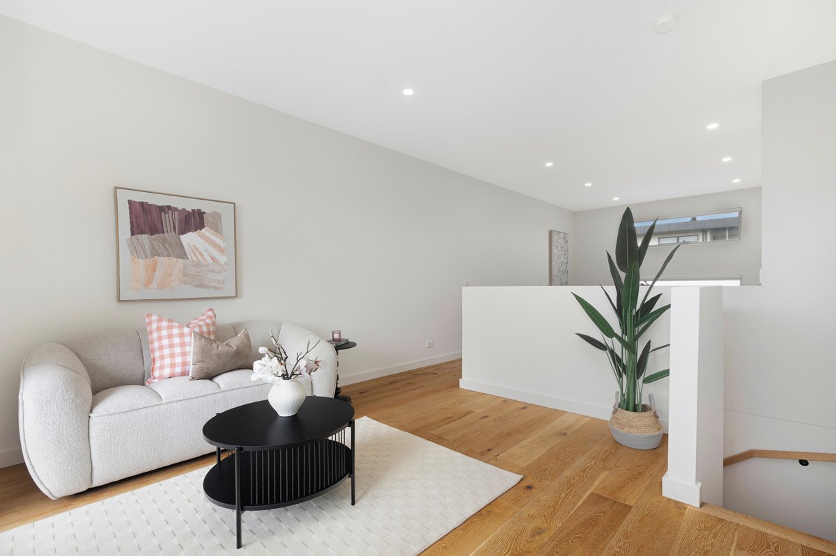 2 / 491 South Road Bentleigh - Residential for lease