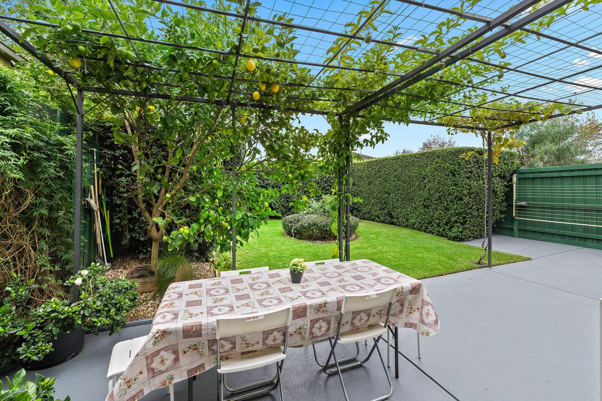 25 Almond Close Werribee - Residential for sale