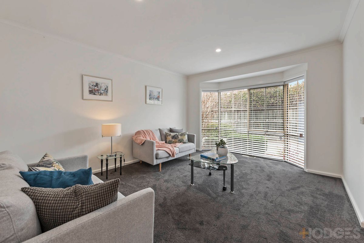2 / 5 Biscop Road Moorabbin - Residential for sale