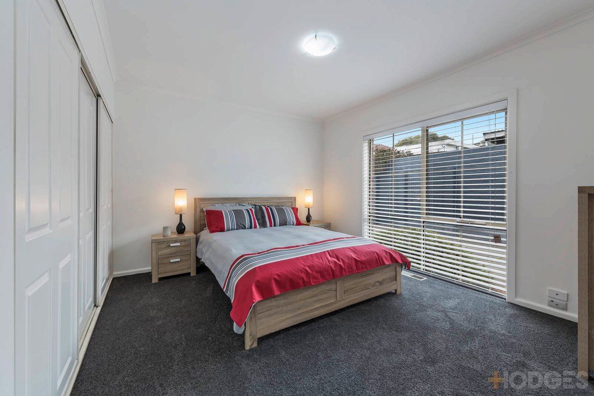 2 / 5 Biscop Road Moorabbin - Residential for sale