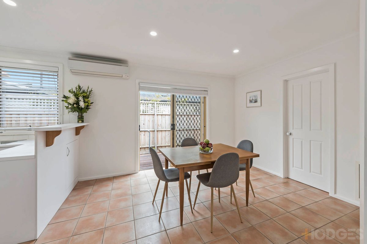 2 / 5 Biscop Road Moorabbin - Residential for sale