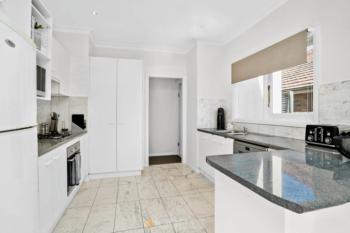 2 / 5 Cherbourg Avenue Beaumaris - Residential for sale