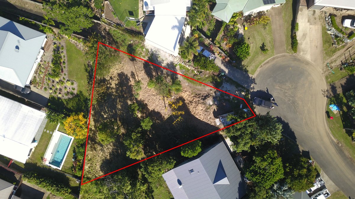 25 Daydream Court, CANNONVALE QLD 4802
