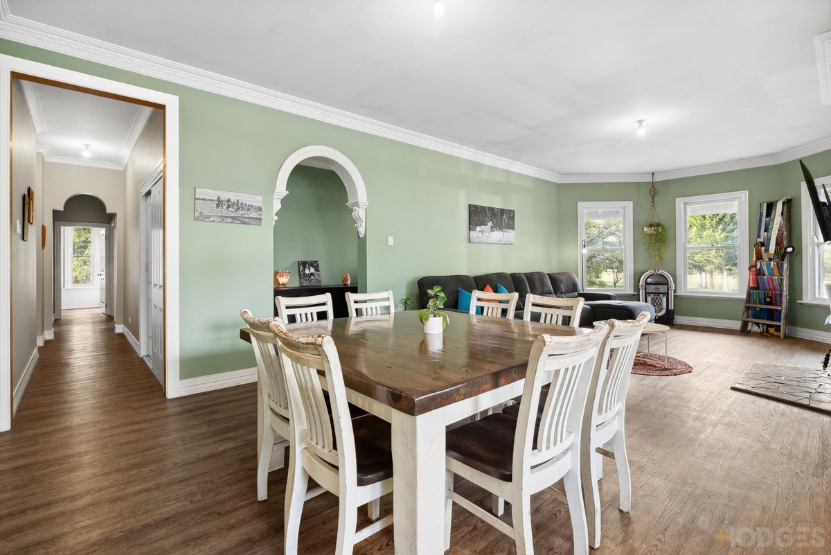 25 Diggings Road Willowmavin - Residential for sale