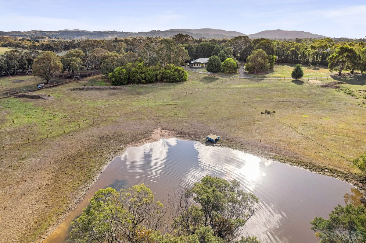 25 Diggings Road Willowmavin - Residential for sale