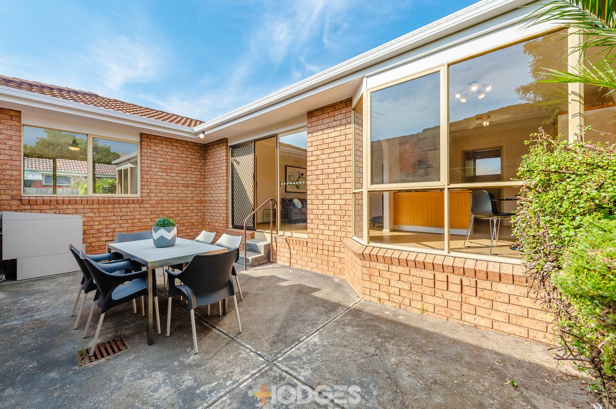 2 / 5 Garden Avenue GLEN HUNTLY - Residential for sale