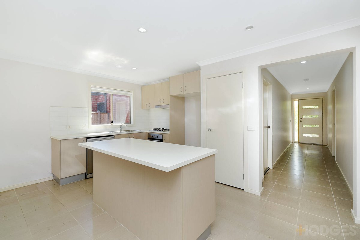 25 Glenelg Street Clyde North - Residential for sale
