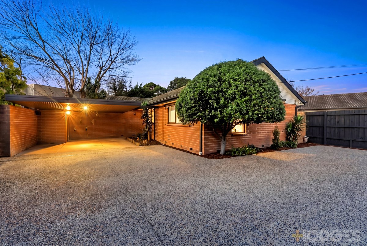 25 Jennifer Street Cheltenham - Residential for sale