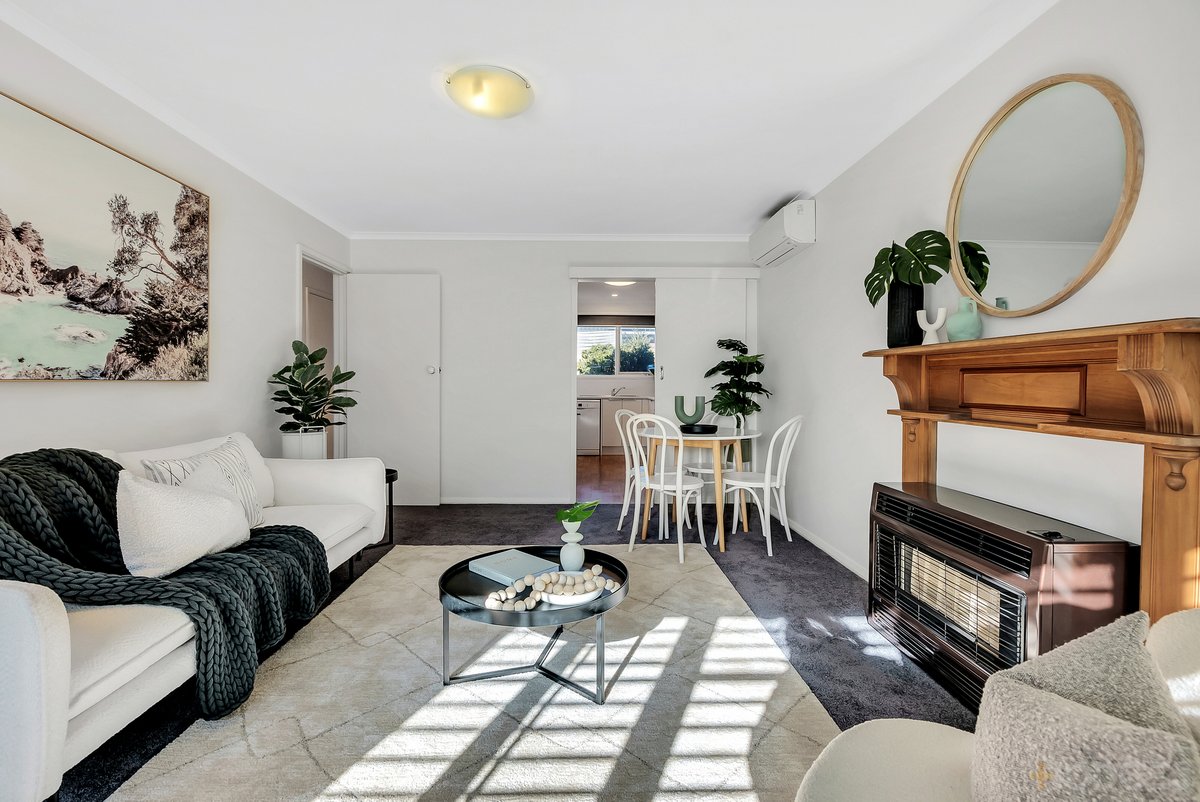 2 / 5 Levanto Street Mentone - Residential for sale