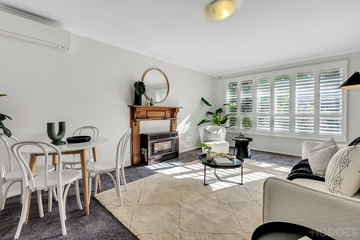 2 / 5 Levanto Street Mentone - Residential for sale