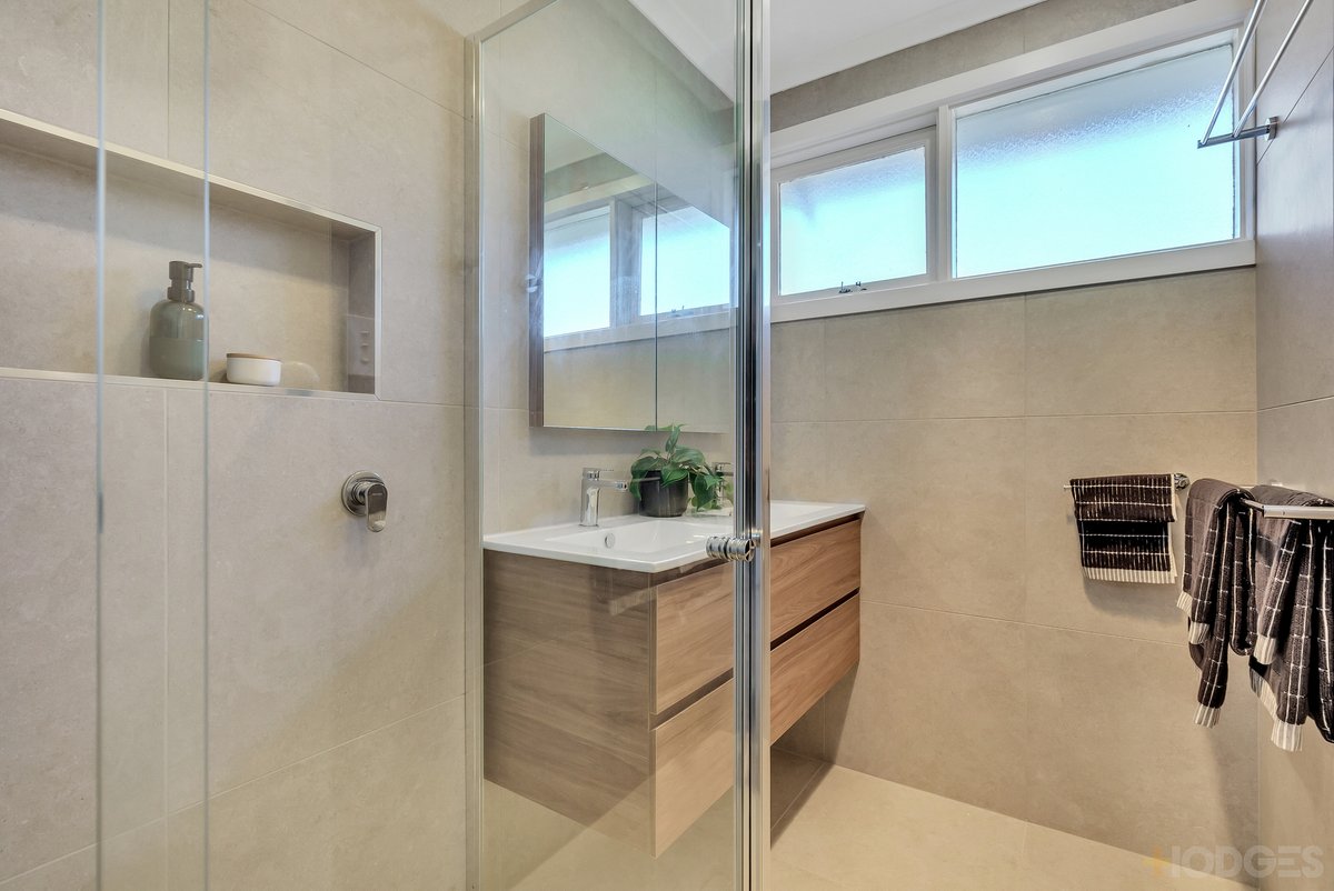 2 / 5 Levanto Street Mentone - Residential for sale