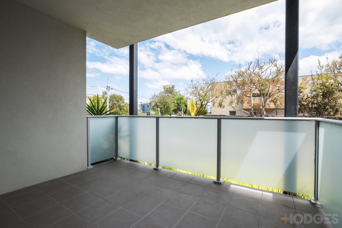 2 / 5 Maury Road Chelsea - Residential for sale