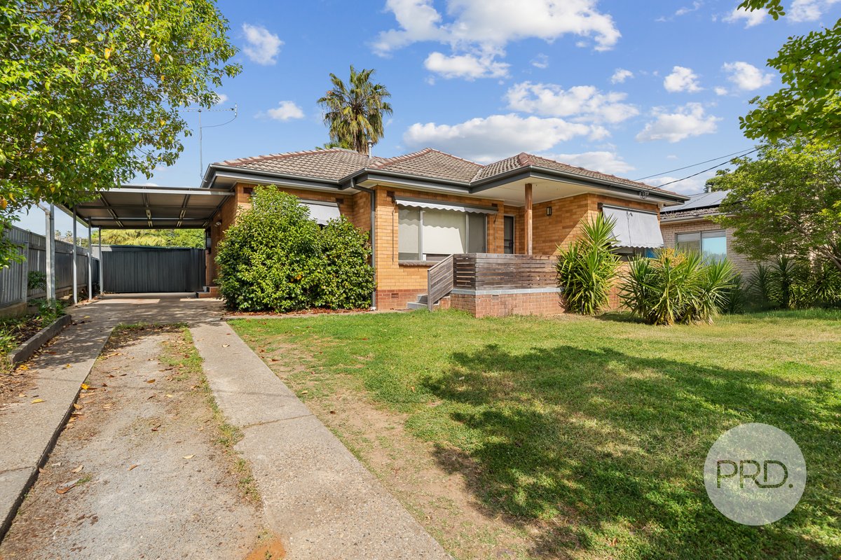 25 Nixon Crescent, TOLLAND NSW 2650