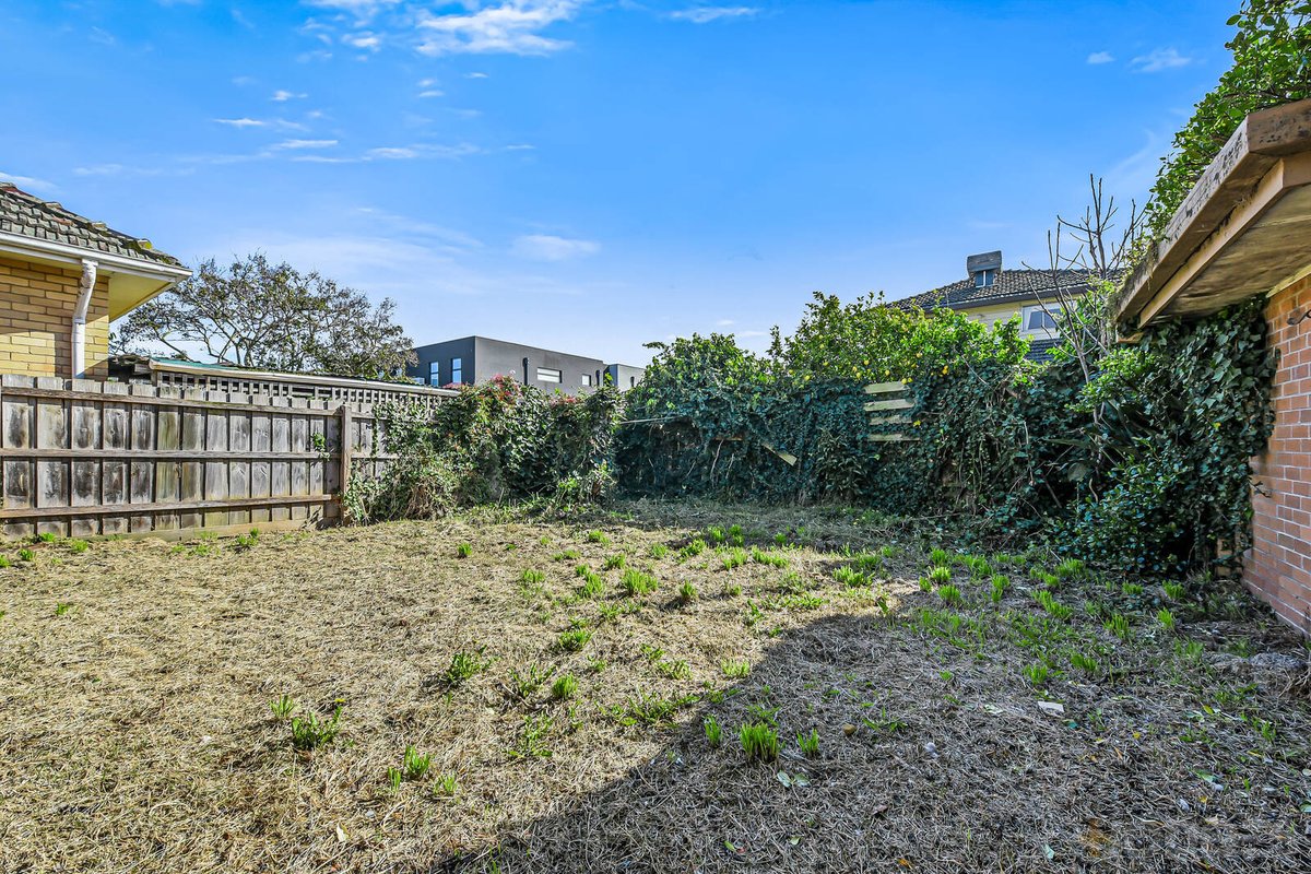 25 Normanby Road Bentleigh East - Residential for sale