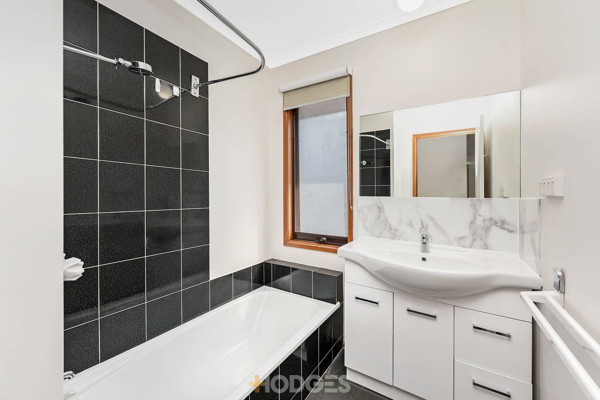 25 Paras Drive Carrum Downs - Residential for sale