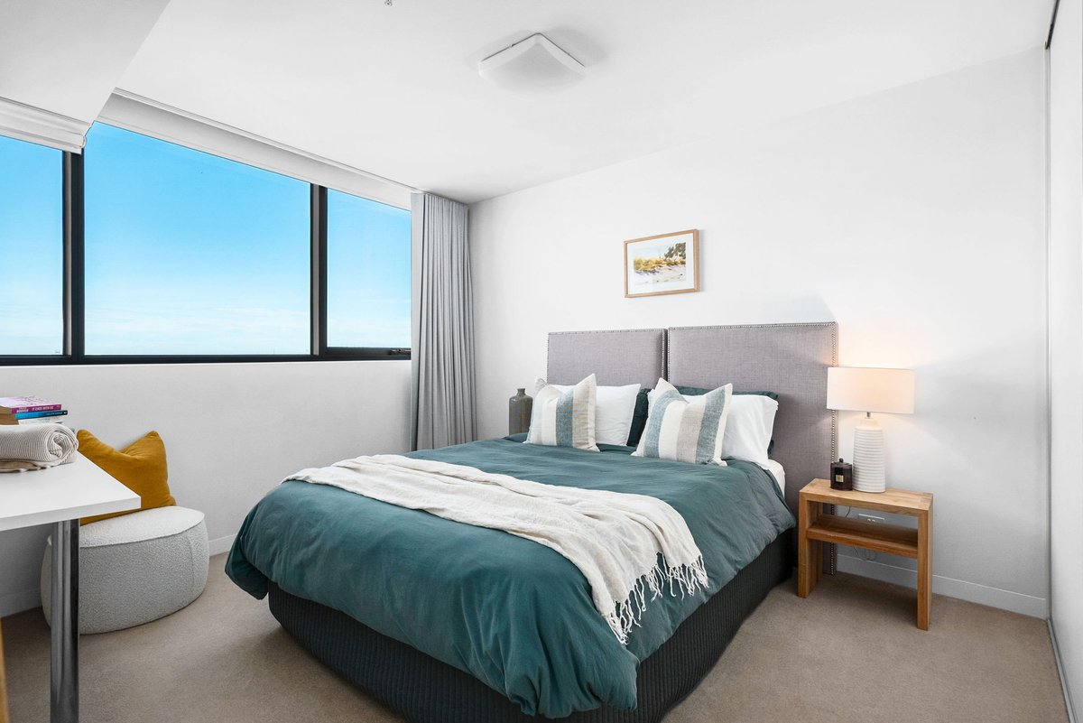 Unit 2209 / 3-5 Saint Kilda Road St Kilda - Residential for lease