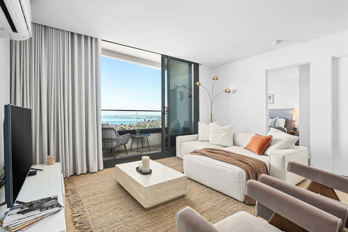 Unit 2209 / 3-5 Saint Kilda Road St Kilda - Residential for lease