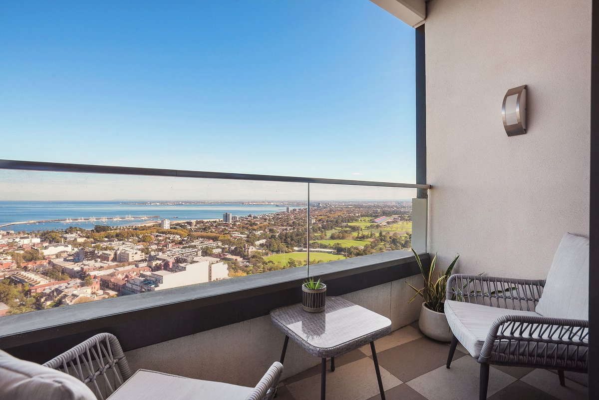 Unit 2209 / 3-5 Saint Kilda Road St Kilda - Residential for lease