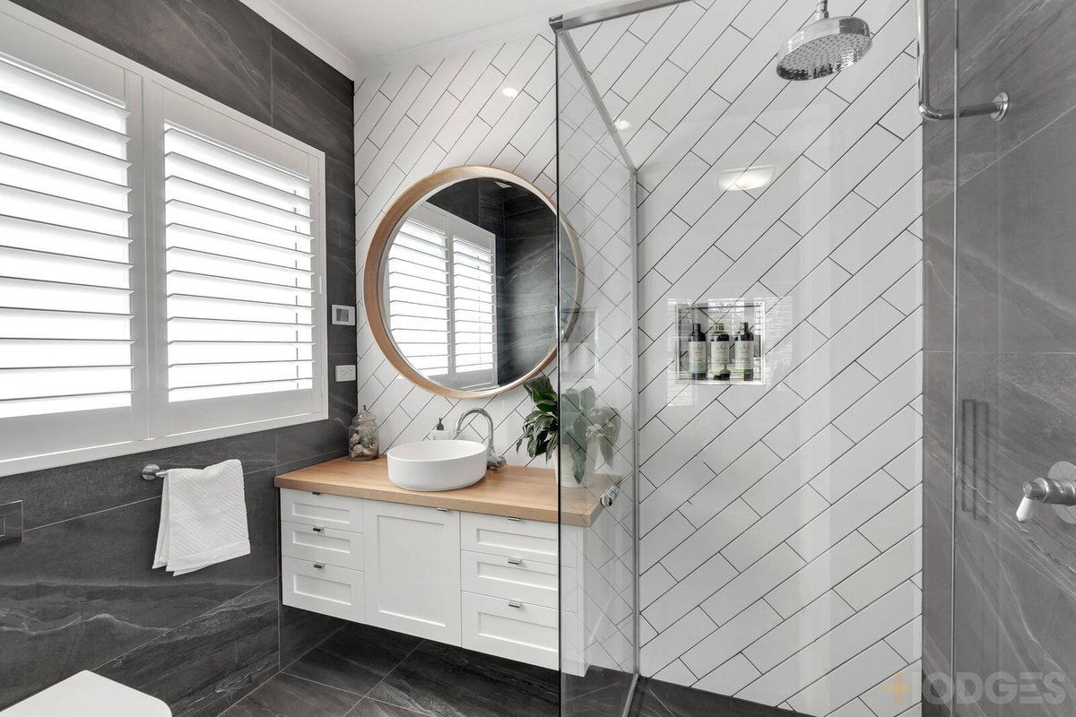 251 Como Parade East Parkdale - Residential for sale