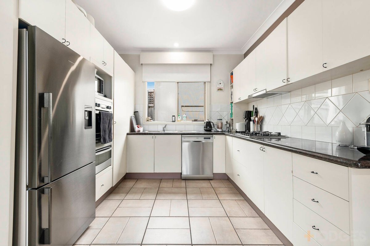2 / 520 Glen Eira Road Caulfield - Residential for sale