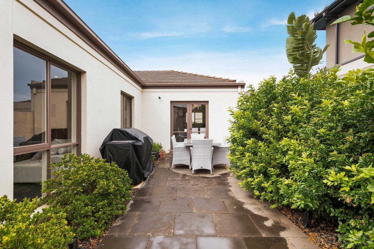2 / 520 Glen Eira Road Caulfield - Residential for sale