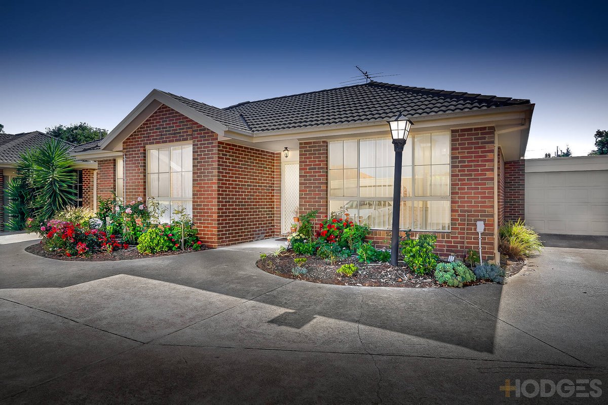 25 / 212 Shaws Road Werribee - Residential for sale
