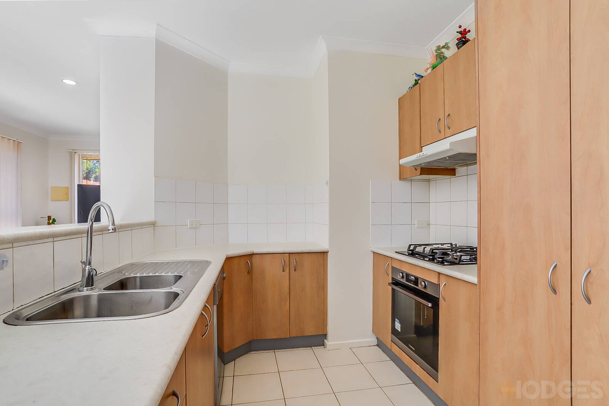 25 / 212 Shaws Road Werribee - Residential for sale