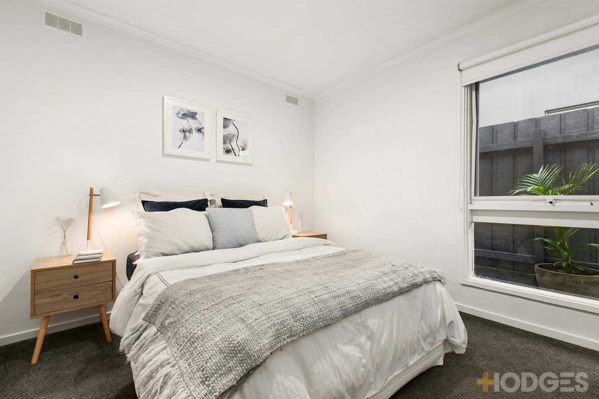 2 / 53 Lonsdale Avenue Hampton East - Residential for sale
