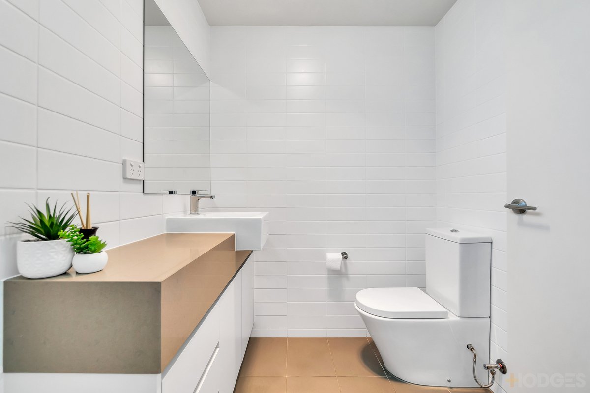 25 / 31-35 Como Parade East Mentone - Residential for sale