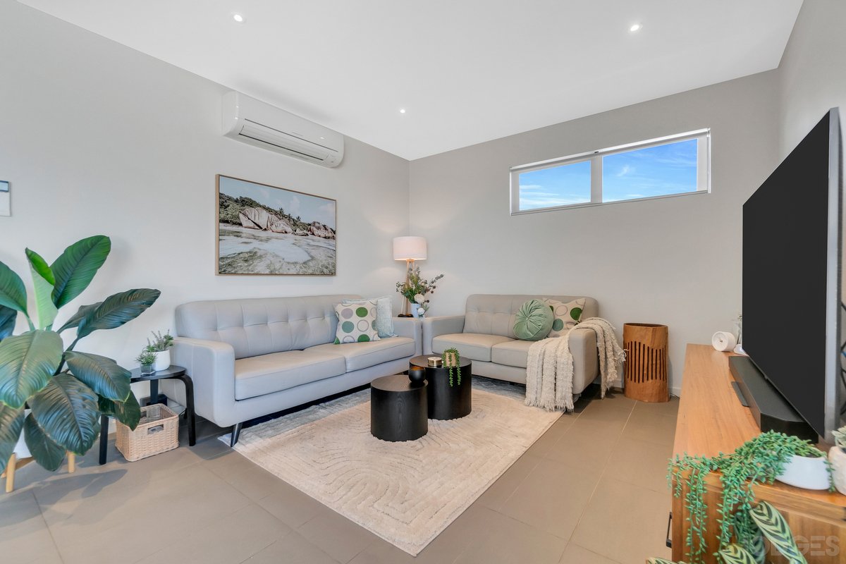 25 / 31-35 Como Parade East Mentone - Residential for sale