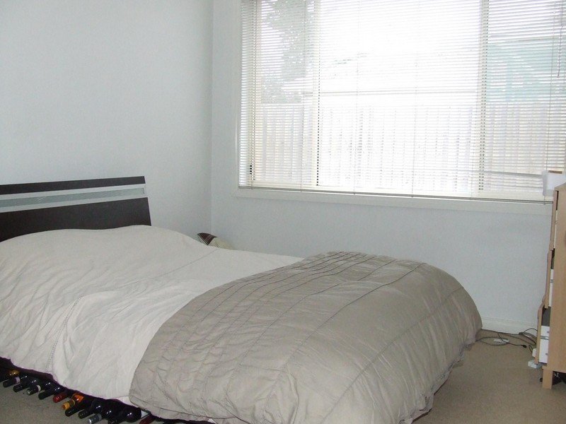 2 / 54 Hobbs Street SEDDON - Residential for sale