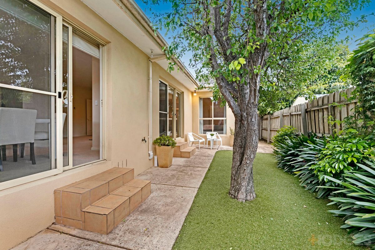 2 / 57 Teddington Road Hampton - Residential for sale
