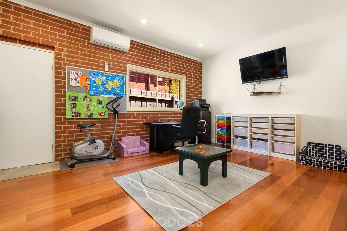 2 / 5a Shoobra Road Elsternwick - Residential for sale