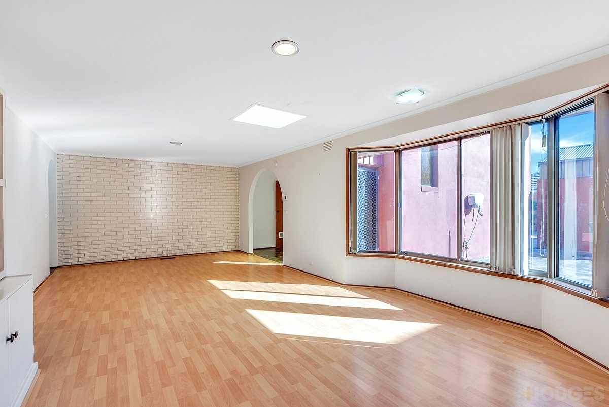 2 / 6 Bapaume Avenue Edithvale - Residential for sale