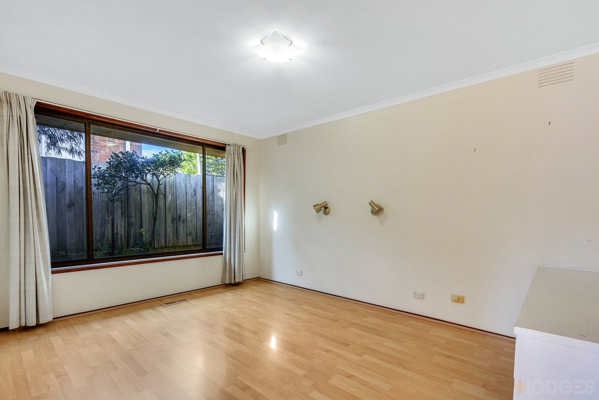 2 / 6 Bapaume Avenue Edithvale - Residential for sale