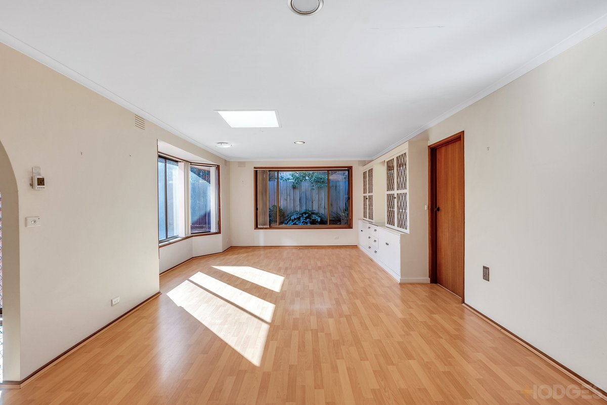 2 / 6 Bapaume Avenue Edithvale - Residential for sale