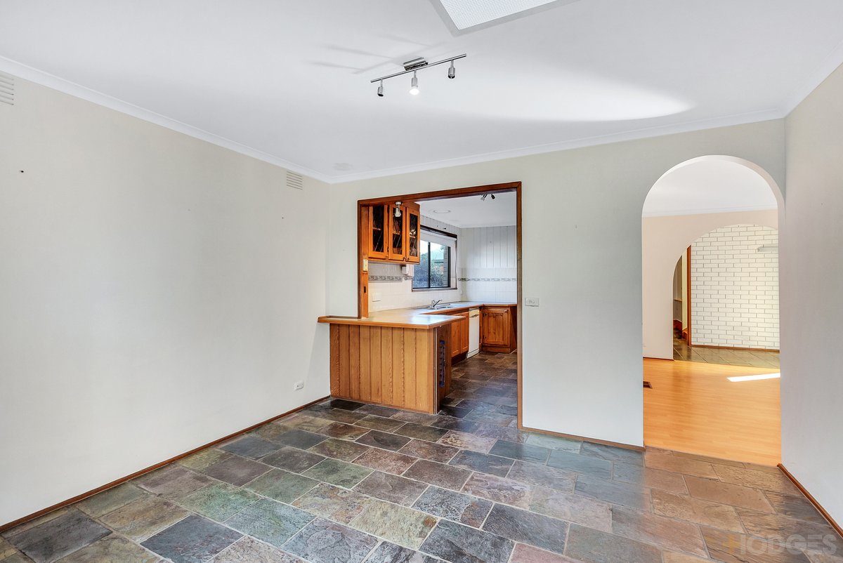 2 / 6 Bapaume Avenue Edithvale - Residential for sale