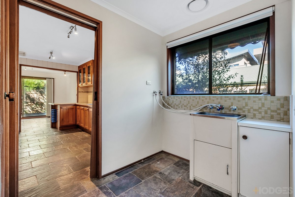 2 / 6 Bapaume Avenue Edithvale - Residential for sale