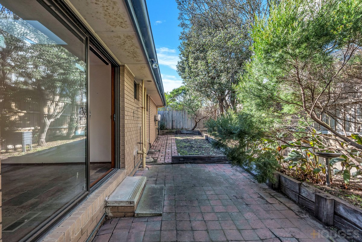 2 / 6 Bapaume Avenue Edithvale - Residential for sale