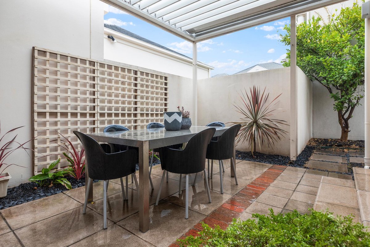 26 Beacon Vista PORT MELBOURNE - Residential for sale