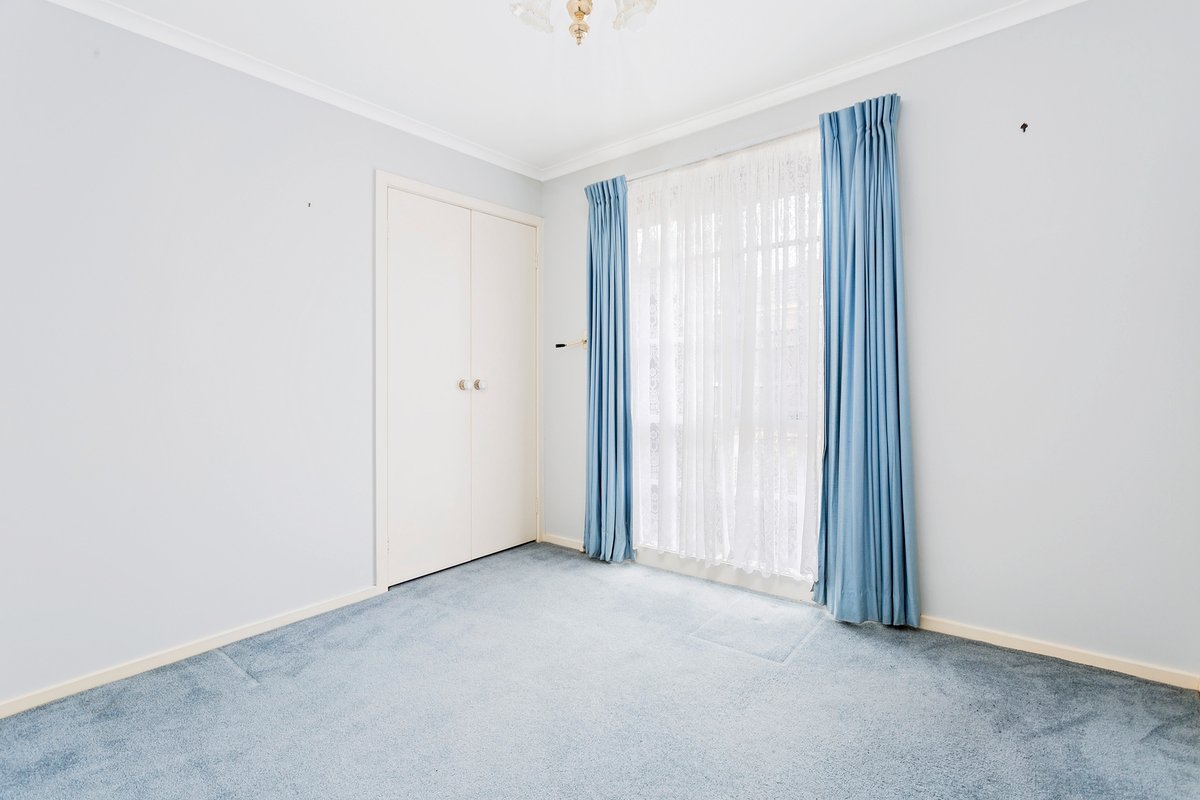 26 Burge Crescent Hoppers Crossing - Residential for sale