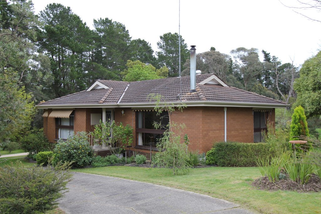 26 Cumberland Street, LINTON VIC 3360