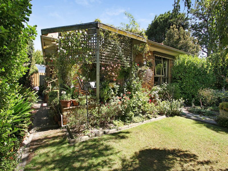 2 / 6 Evan Street PARKDALE - Residential for sale