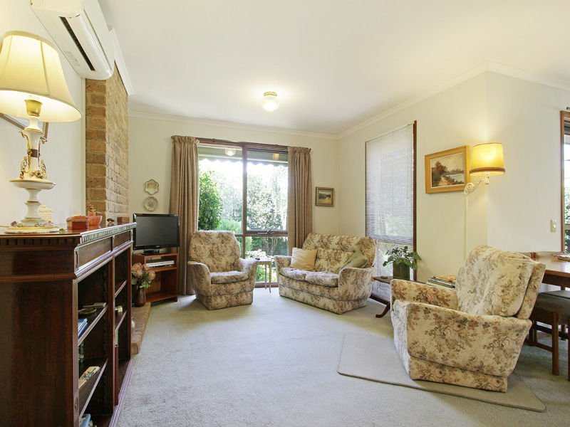 2 / 6 Evan Street PARKDALE - Residential for sale