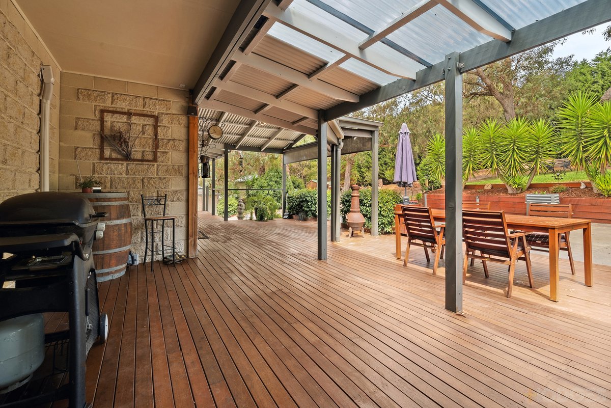26 Kooralinga Drive Wandong - Residential for sale
