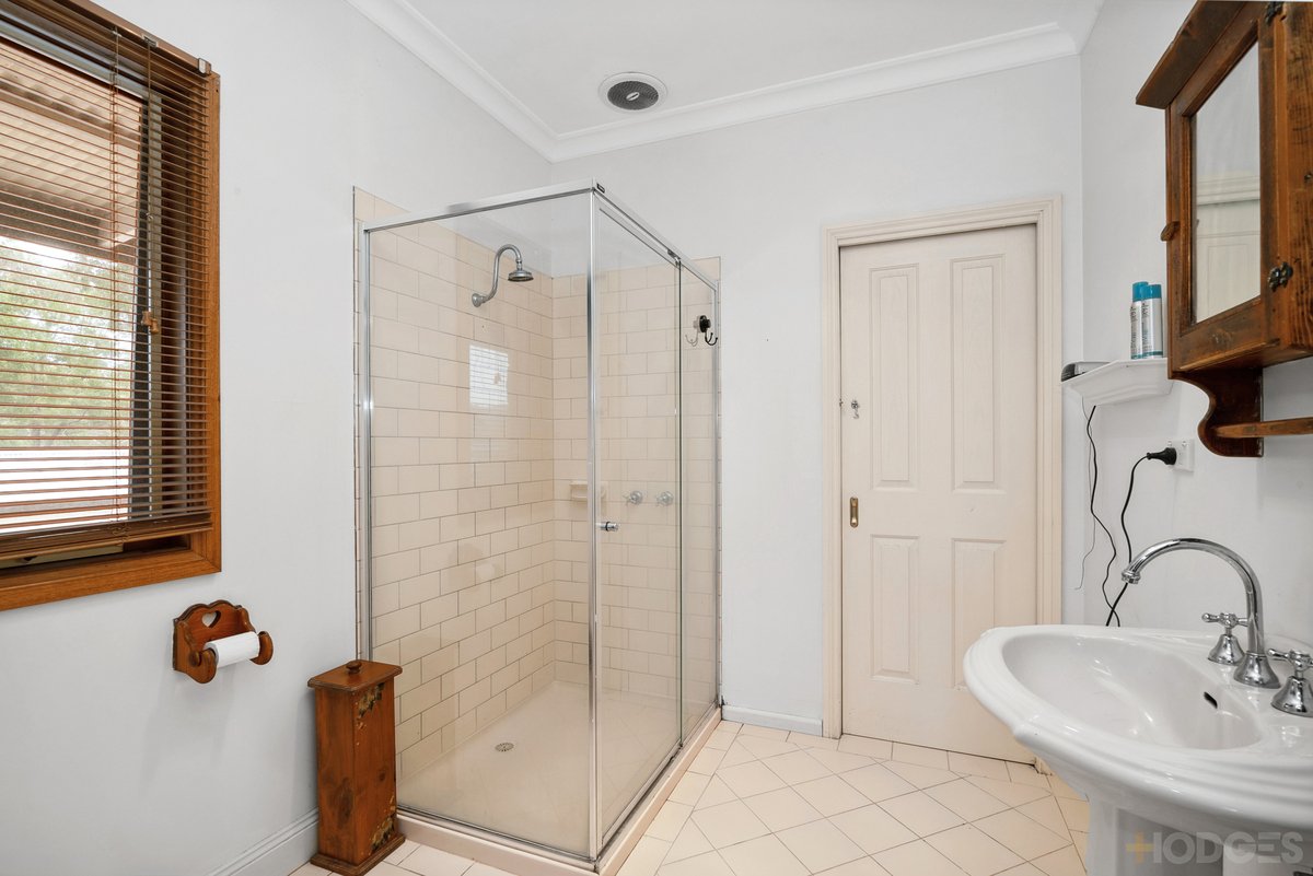 26 Kooralinga Drive Wandong - Residential for sale