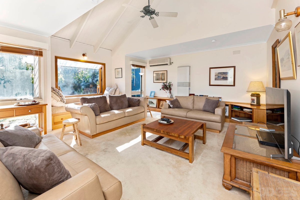 26 Retreat Road Hampton - Residential for sale