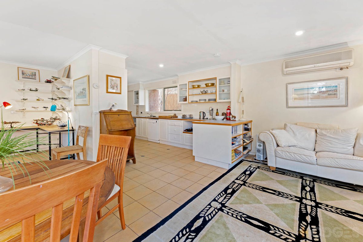 26 Retreat Road Hampton - Residential for sale