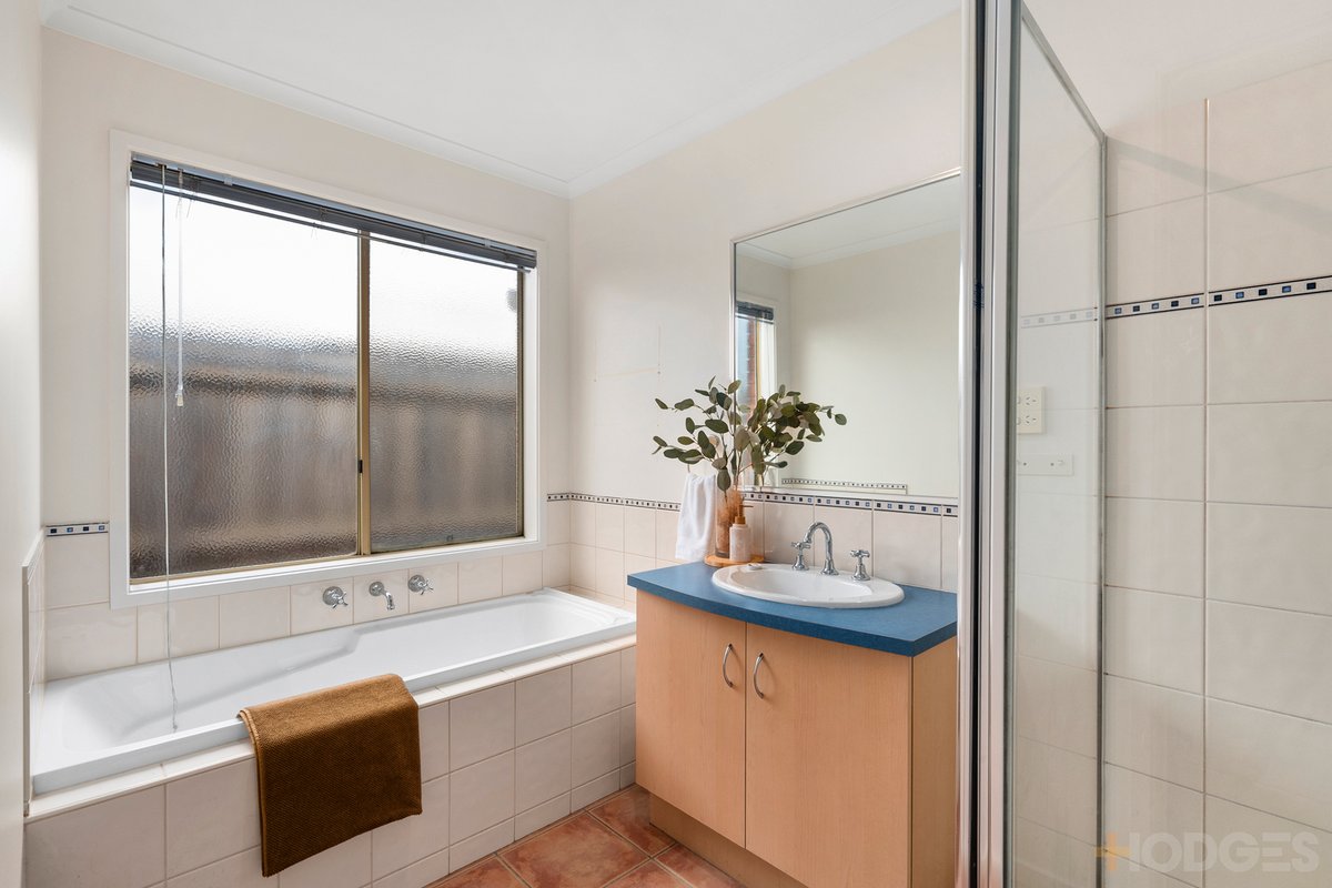26 Roseview Way St Albans Park - Residential for sale