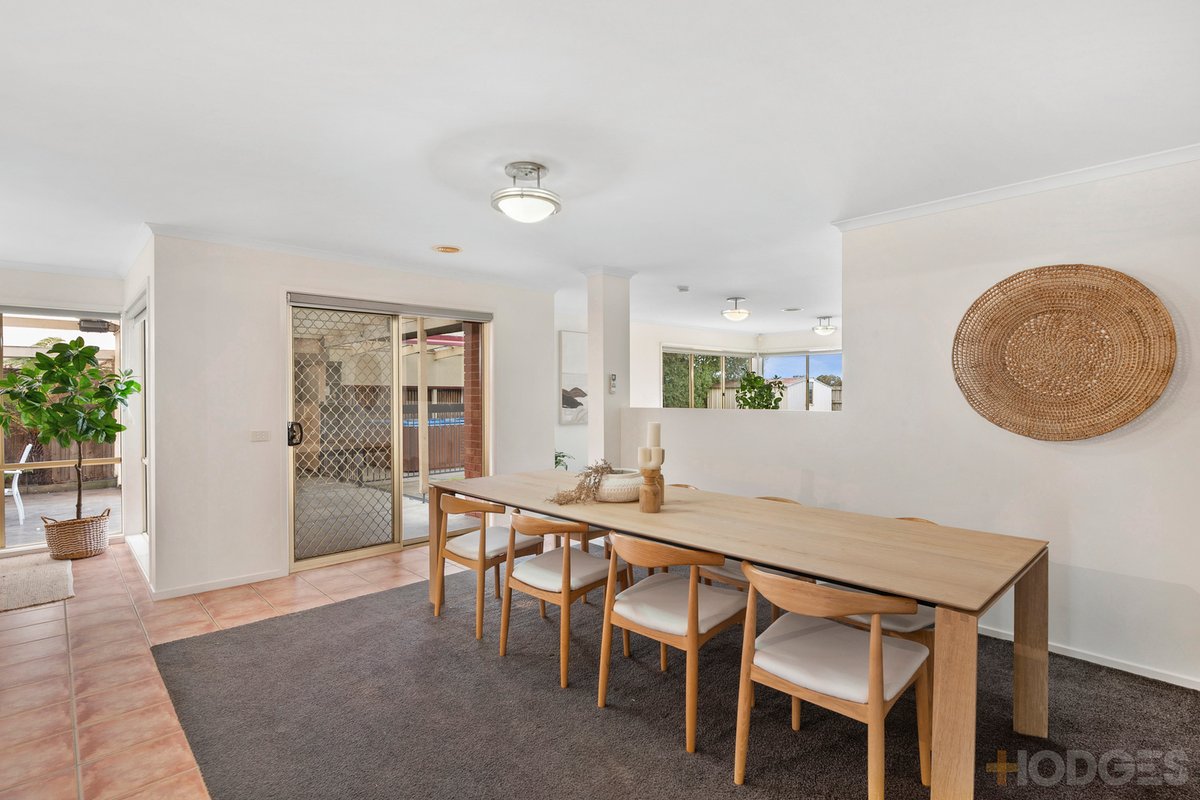 26 Roseview Way St Albans Park - Residential for sale